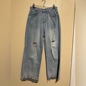 Skinny Fries High Rise Wide Leg Jeans Embroidered Floral‎ Hem Size 7 or 28